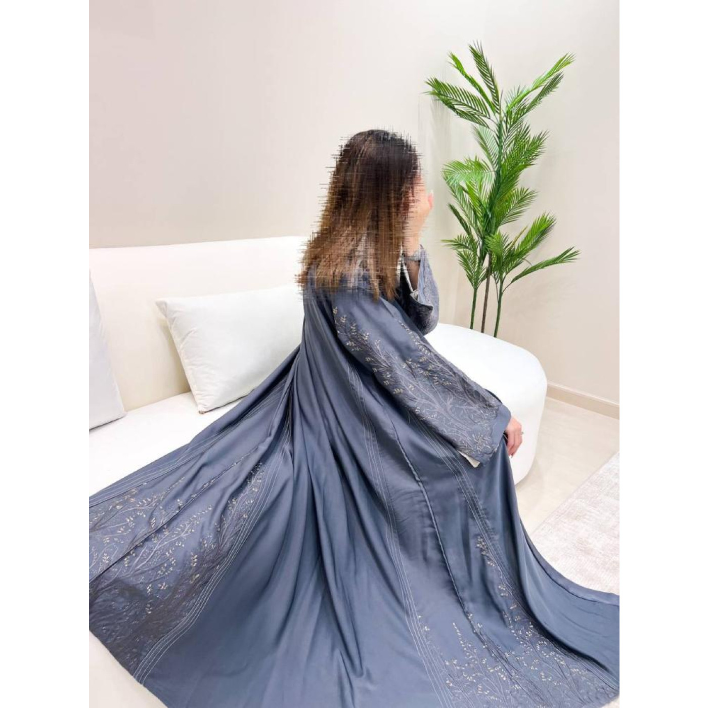 عباية لف قماش كريب نواعم بتطريز - رصاصي - A172