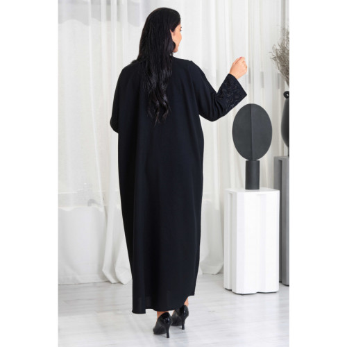 عباية بتطريز ورد مع كريستال خفيف ع الاكمام للنساء - أسود - A145