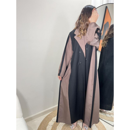 عباية لف بقماش كتان مع ياقة بني - أسود