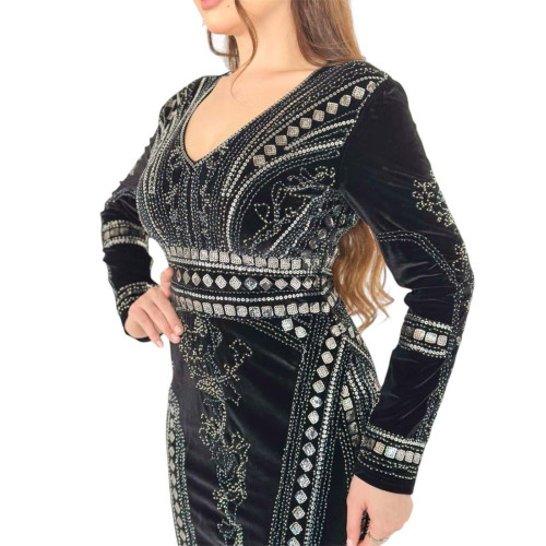 فستان سهرة ميدي مزين بترتر وشك - مخمل - أسود