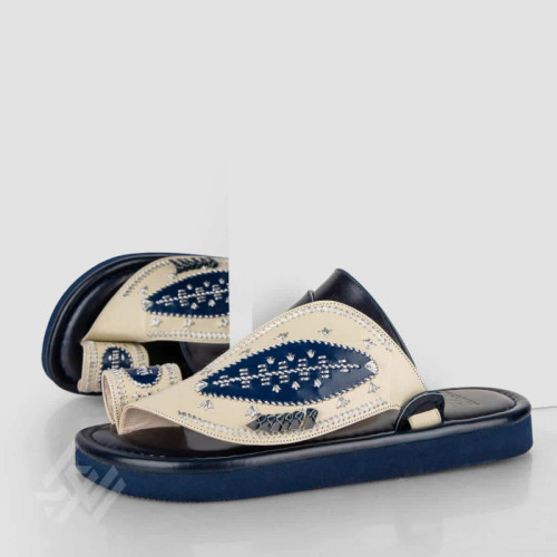 العراب حذاء شرقي مطرز للرجال - كحلي وأبيض - 222626