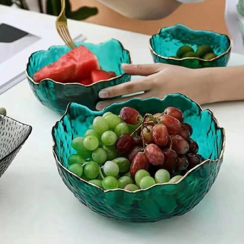 وعاء سلطة زجاجي بحافة ذهبية - 17x17x7 سم