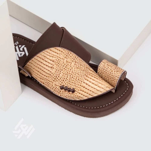 ماركو حذاء شرقي بخامات إيطالية للرجال - 40 - بني - GF-251