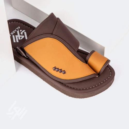 العراب حذاء شرقي بخامات إيطالية للرجال - بني وعسلي - GF-246
