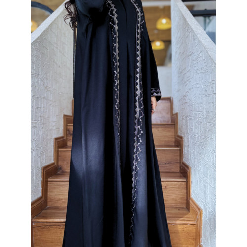 عباية عملية مطرزة للنساء - أسود - A152