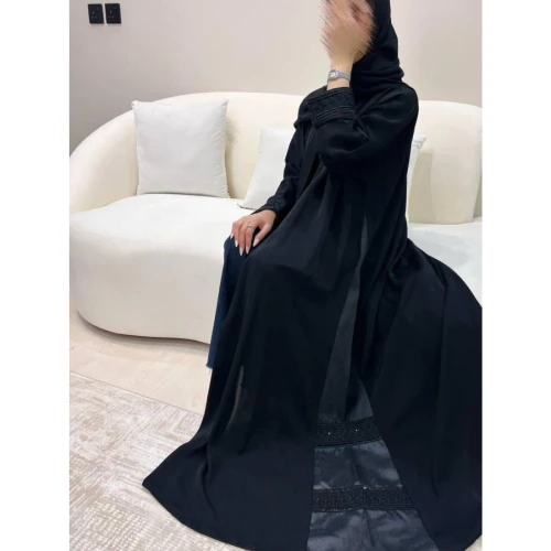 عباية لف قماش الانترنت الطايح بتطريز مع التفتة الروسي - أسود - A188
