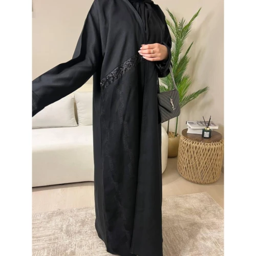 عباية لف منسوجة من الكريب بإضافة الشك مع قماش المشجر للنساء - أسود - A196