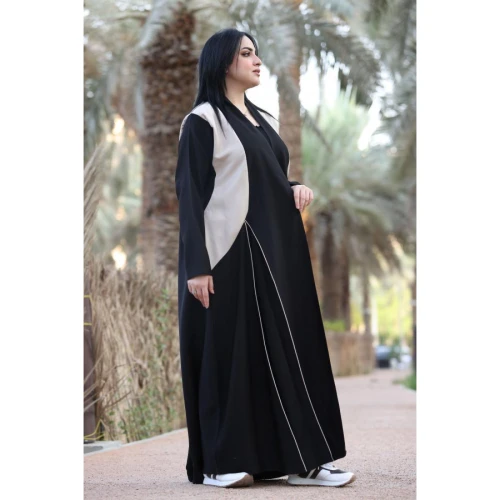 عباية ملون الجوانب مع قيطان ناعم من الأمام من الكريب للنساء - بيج وأسود - 02a-03