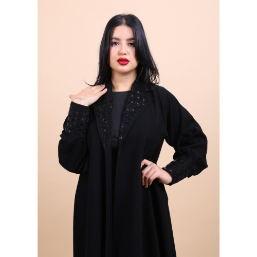 عباية شك يدوي مع ياقة شك قلاب للنساء - أسود
