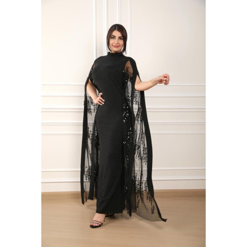 جلابية سهره القطعه الداخليه قماش كريب سترتش والخارجيه تول بتطريز شك يدوي - أسود