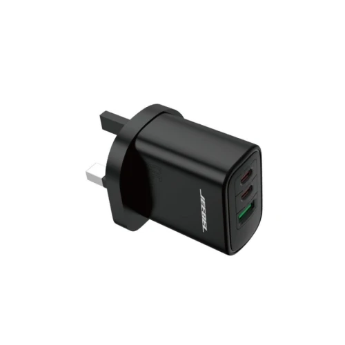 جيبيل شاحن جداري 65 واط - منفذين USB Type--C ومنفذ USB
