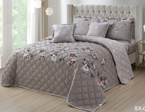 طقم لحاف من اورز مظغوط بنقشه راقية من الزهور6 قطع مقاس كنج نفرين SX-06